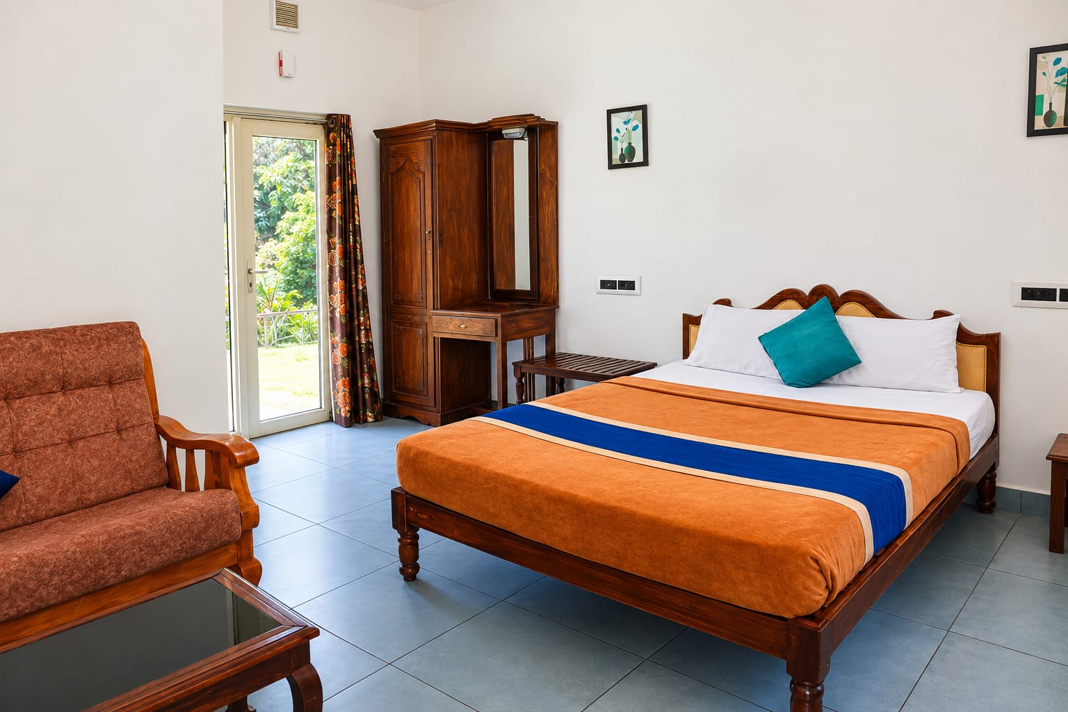 The Six Cottages bedroom